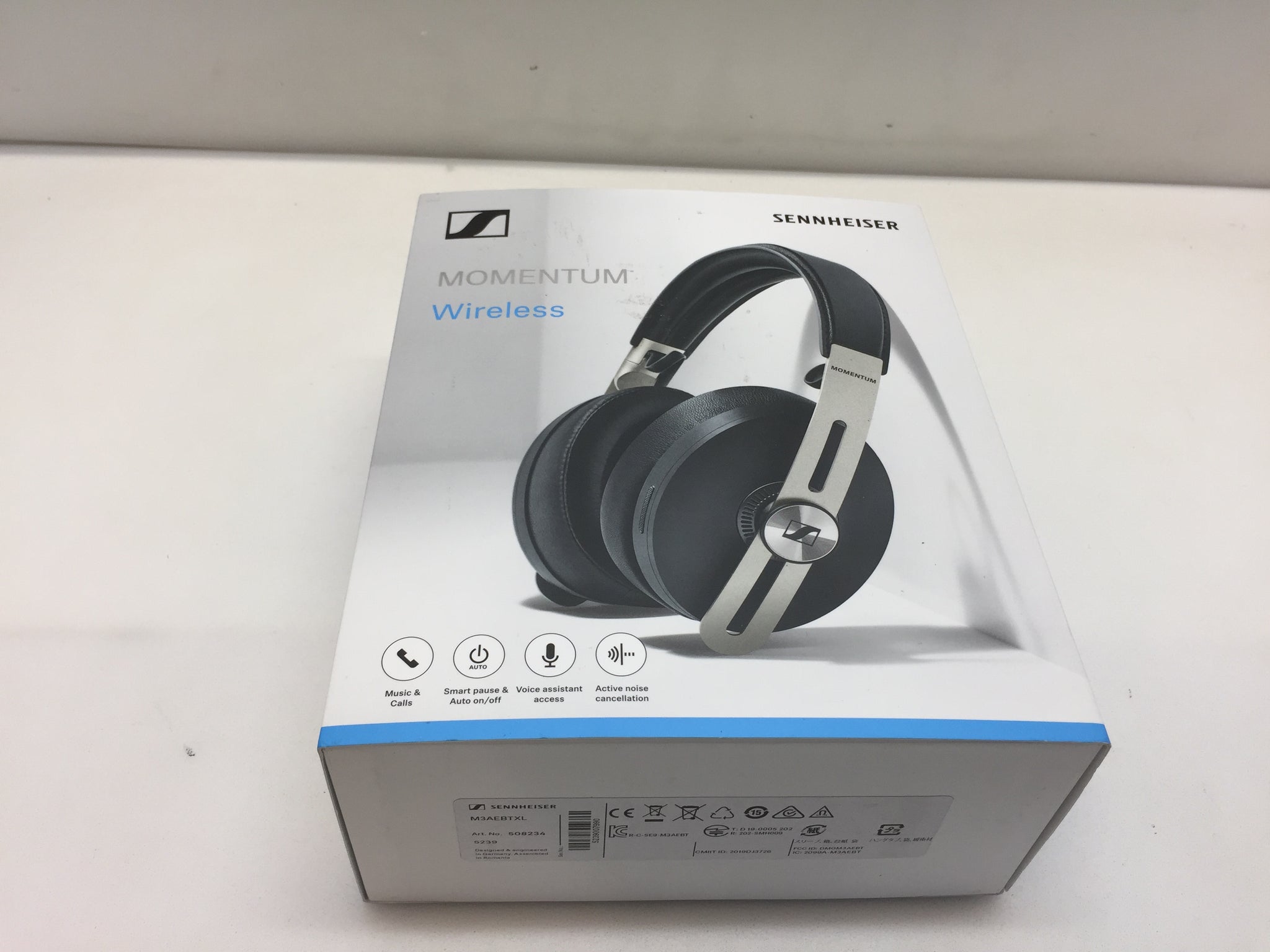 Sennheiser MOMENTUM 3 Bluetooth Noise Canceling Headphones 