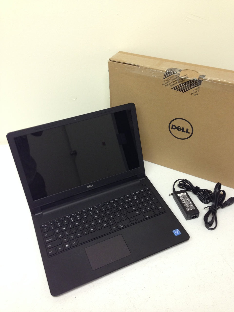 Laptop Dell Inspiron i3552-4041BLK 15.6