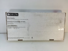 Load image into Gallery viewer, Delta 9113-DST Essa Pull-Down Sprayer Kitchen Faucet w/ Docking, Chrome
