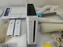 Load image into Gallery viewer, Nintendo Wii Video Game Console White Bundle RVL-001
