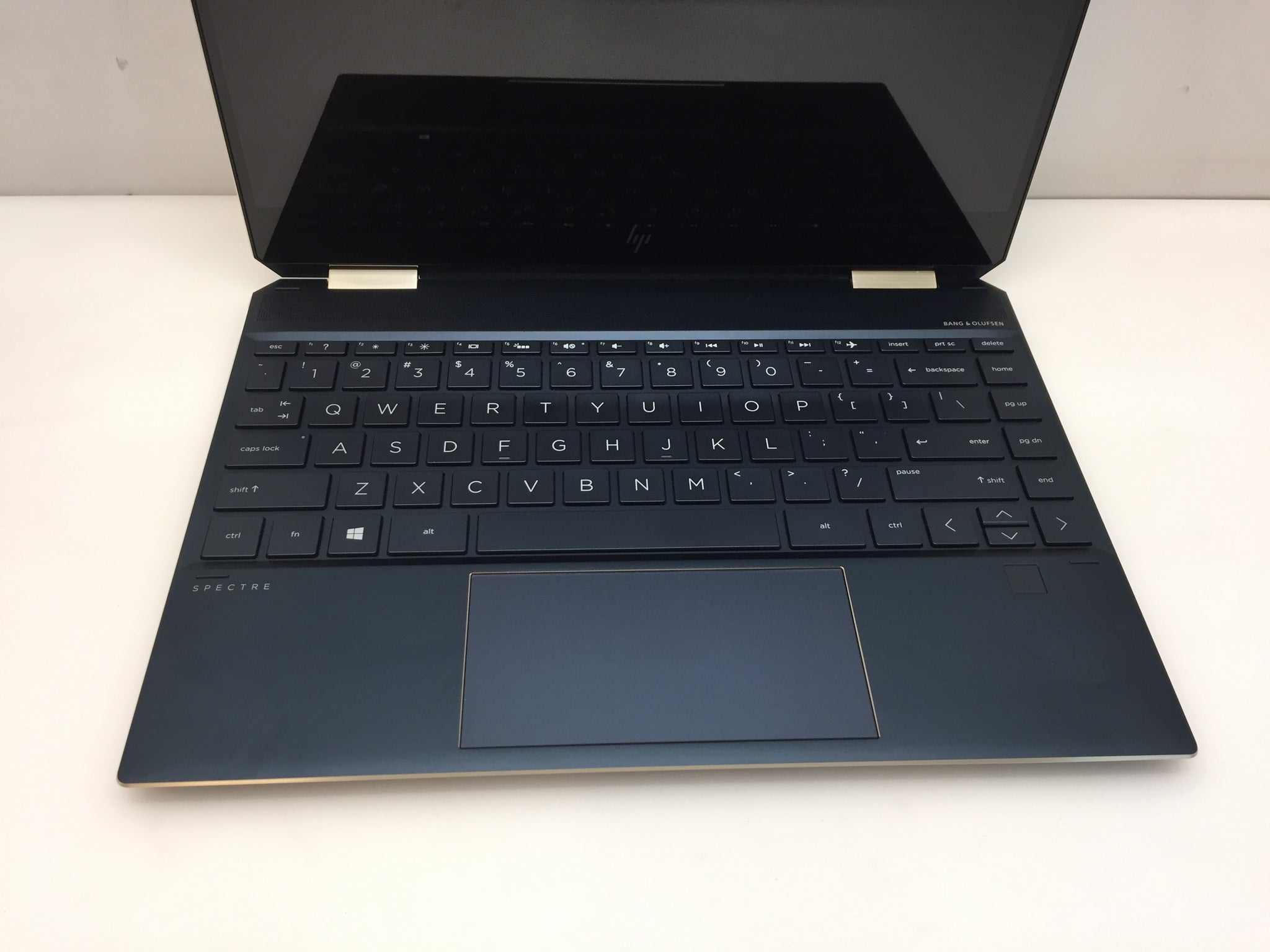 HP Spectre x360 13-AP0023DX 13.3