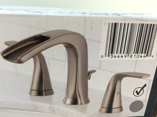 Load image into Gallery viewer, Delta Tolva 8&quot; Widespread 2-Handle Bathroom Faucet Stainless 35724LF-SS-ECO
