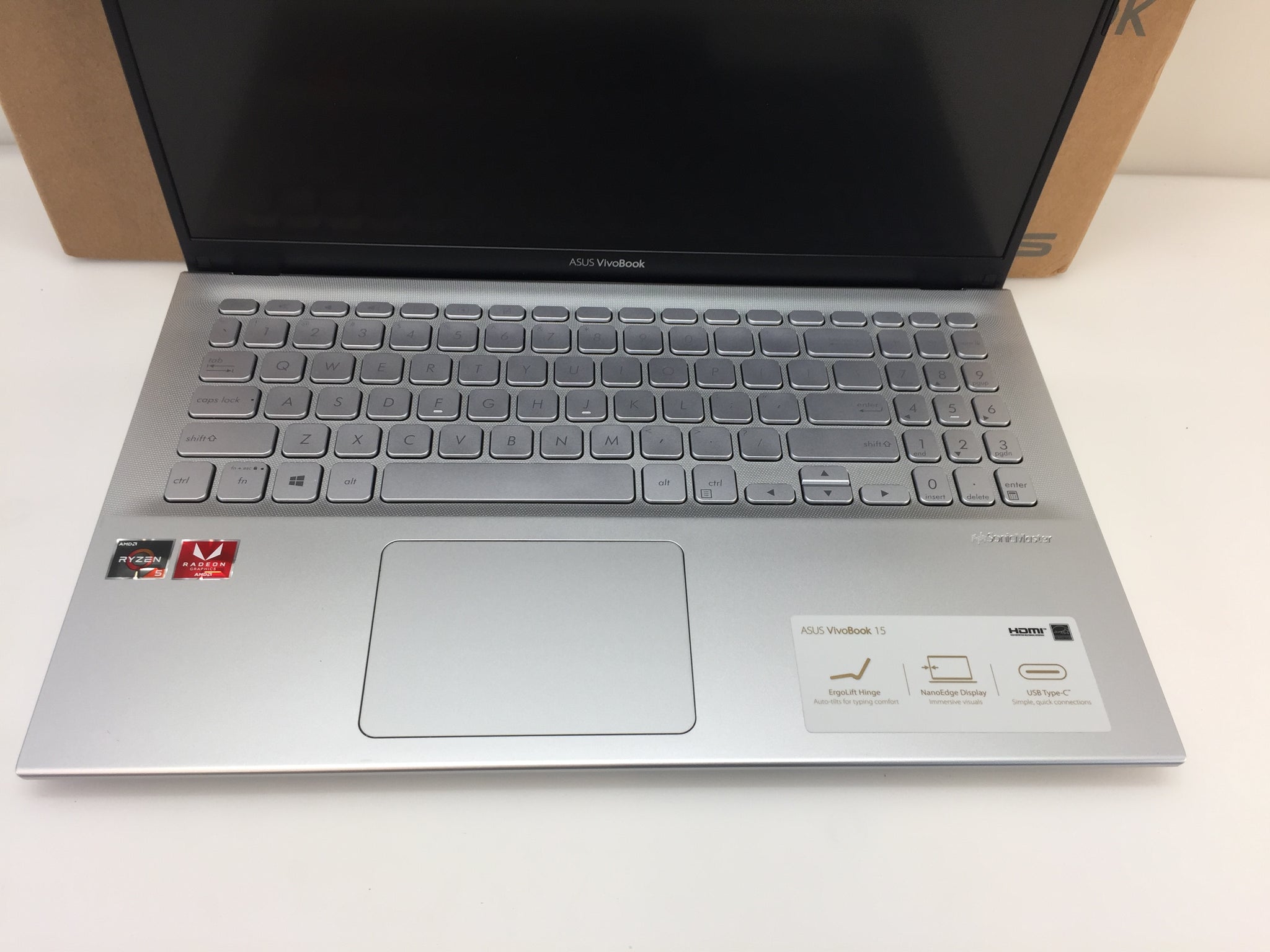 Asus Vivobook X512D 15.6
