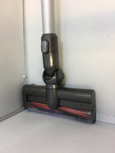 Load image into Gallery viewer, Dyson V6 Bagless Cordless Handheld Stick Vacuum Cleaner With Charger
