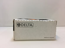 Load image into Gallery viewer, Delta T13020 Classic 1-Handle Temperature Control Valve Trim Kit in Chrome
