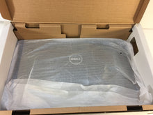 Load image into Gallery viewer, Dell SE2216H 22&quot; LED Widescreen Computer Monitor
