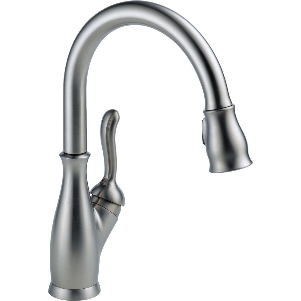 Delta 9178-AR-DST Leland 1-Handle Pull-Down Sprayer Kitchen Faucet, Stainless