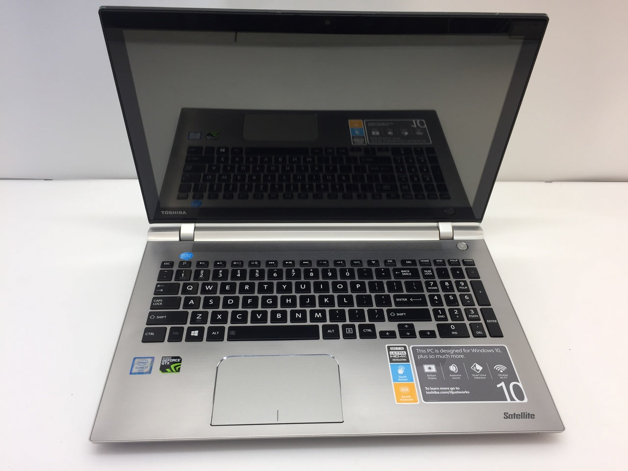 Toshiba Satellite S55T-C5327 4K Touch i7-6700HQ 32GB