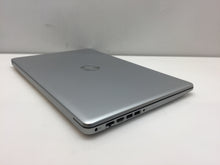 Load image into Gallery viewer, Laptop Hp 17-by1061st 17.3&quot; Intel i3-8145u 2.10Ghz 8GB 1TB Windows 10 - Silver
