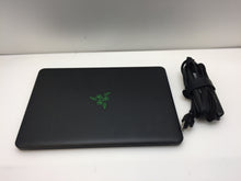 Load image into Gallery viewer, Laptop Razer Blade RZ09-0195 14&quot; Intel i7-7700HQ 2.8Ghz 16GB 256GB SSD GTX1060
