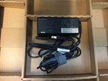Load image into Gallery viewer, Laptop Lenovo Legion Y520-15iKBN 15.6&quot; i5-7300HQ 8GB 1TB GTX 1050Ti 80WK00MRCF
