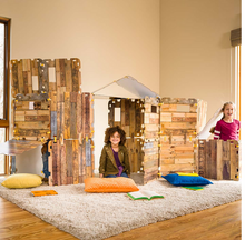 Load image into Gallery viewer, HearthSong Fantasy Forts Cabin Kid’s Toy Building Kit 32 Piece Set 730997
