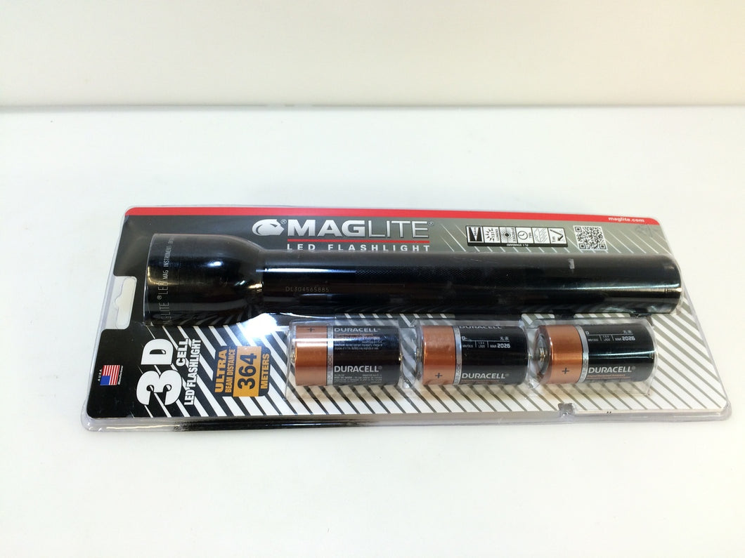 Maglite ST3DDX6 3D LED Flashlight with Batteries in Black