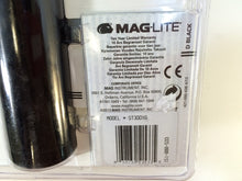 Load image into Gallery viewer, Maglite ST3DDX6 3D LED Flashlight with Batteries in Black
