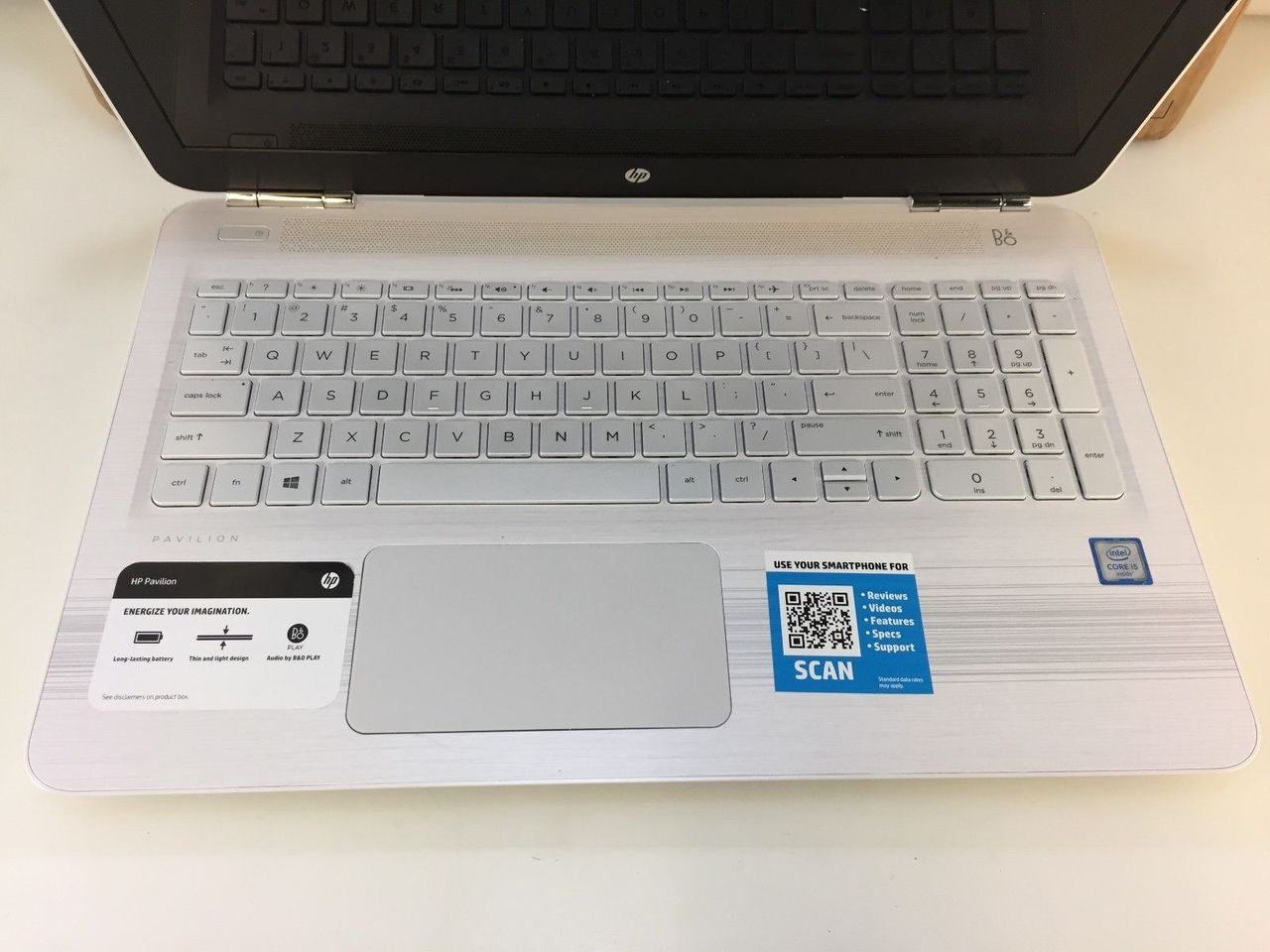Laptop Hp Pavilion 15-au091nr 15.6