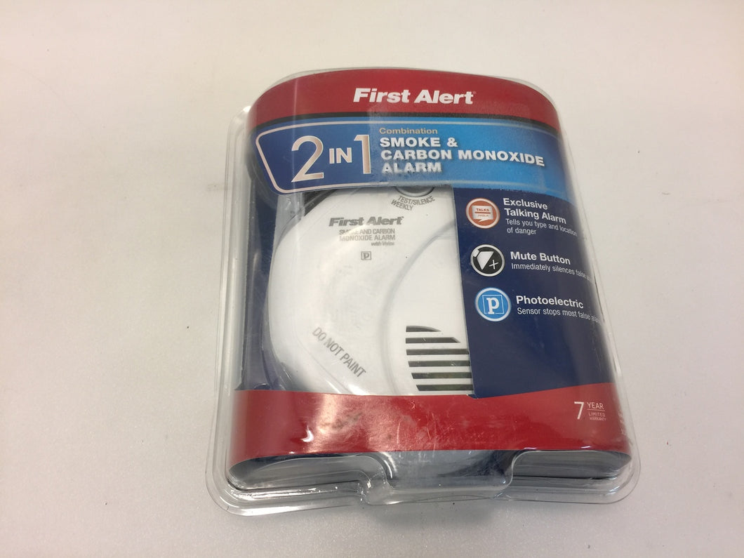 First Alert SCO7CN Battery Operated Smoke and Carbon Monoxide Alarm
