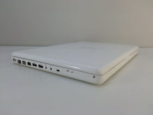 Load image into Gallery viewer, Apple Macbook A1181 13.3&quot; C2D 2.1GHz 4GB 120GB OSX 10.6 White
