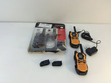 Load image into Gallery viewer, Motorola MT350R 35-Mile Range 22-Channel FRS/GMRS Two-Way Walkie Talkie Radios
