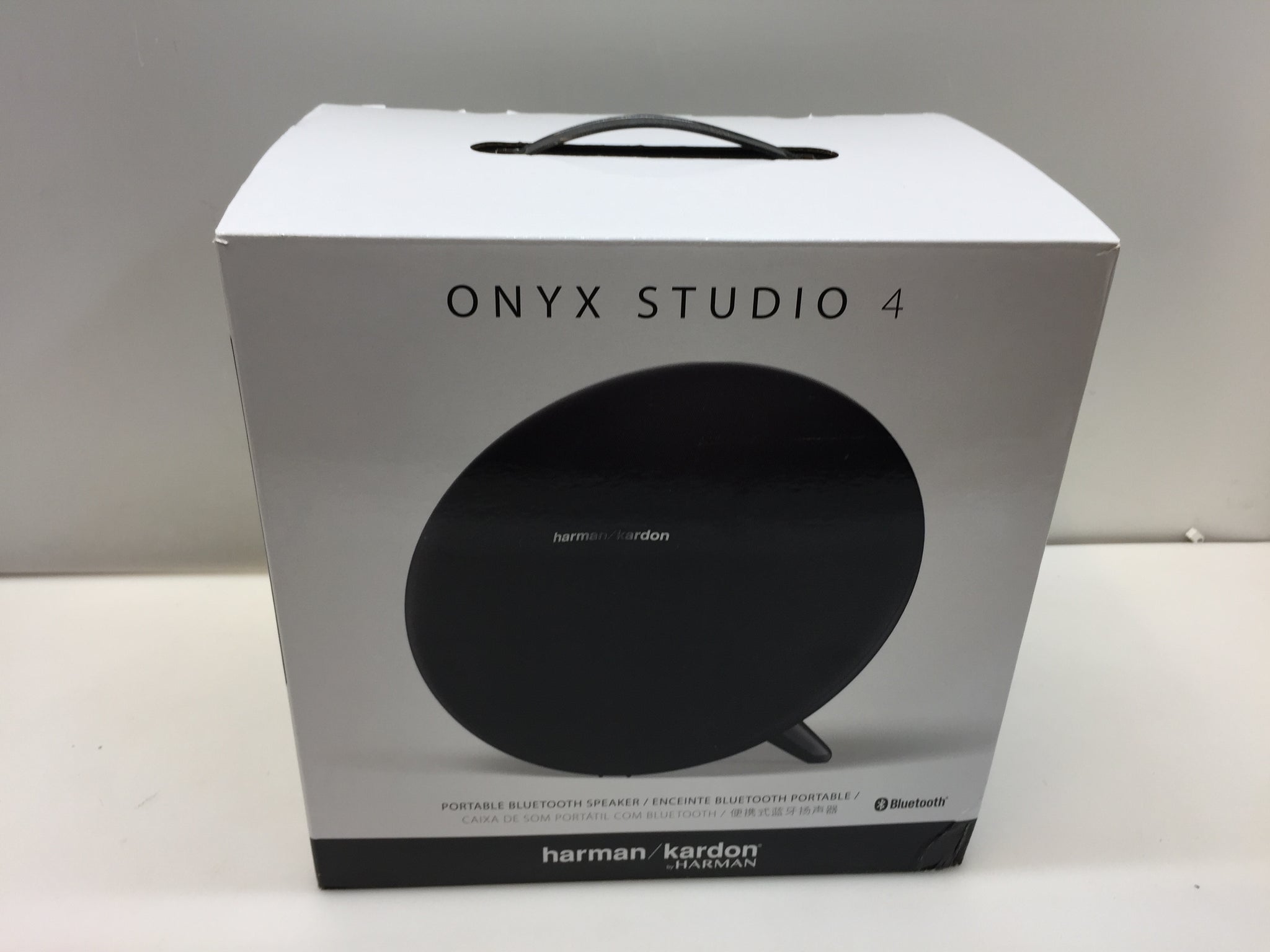 Harman Kardon Onyx Studio 4 Wireless Bluetooth Speaker Black (LATEST  MODEL!) 