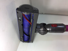 Load image into Gallery viewer, Dyson V7 Motorhead Cordless Bagless Handheld Stick Vacuum Cleaner With Charger
