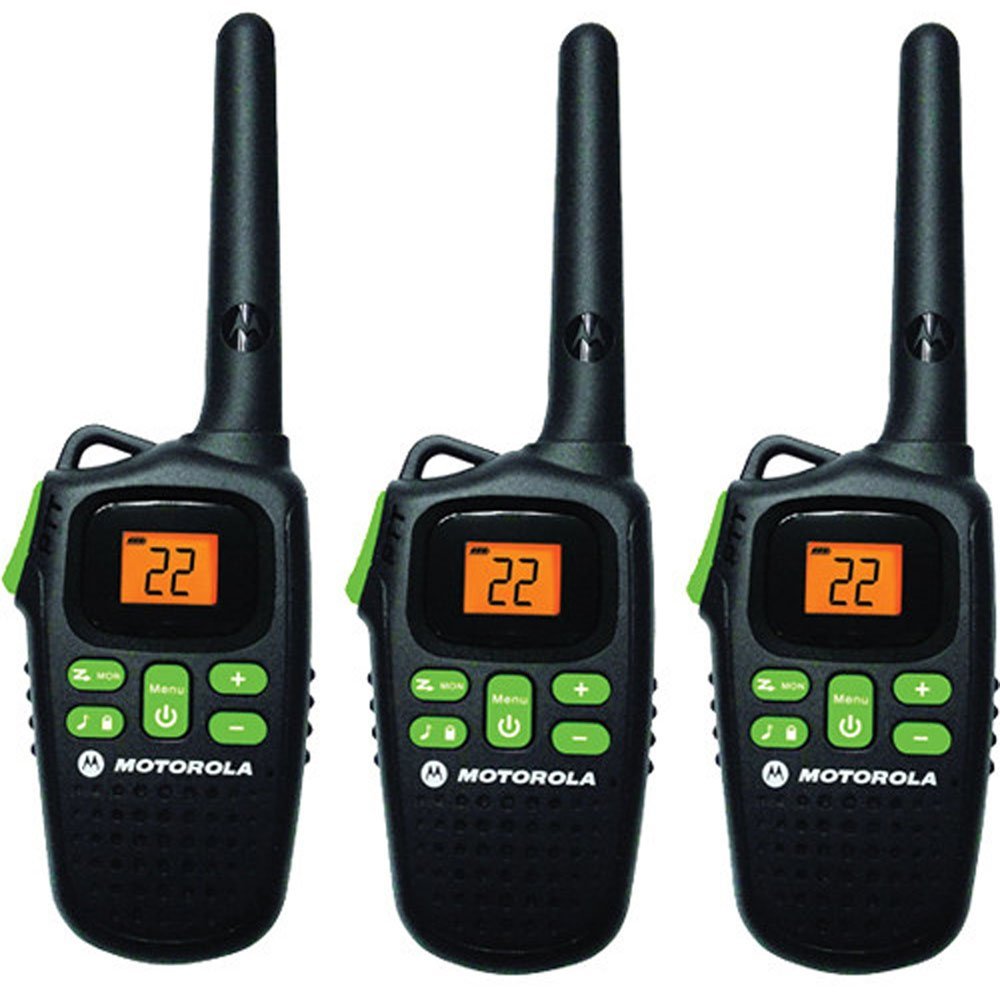 Motorola MD200TPR FRS 20 Mile Walkie Talkie Two-Way Radio (3-Pack)