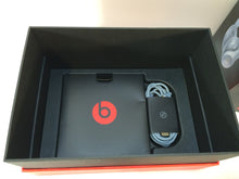 Load image into Gallery viewer, Beats by Dr. Dre Beats Solo 2 WIRED On-Ear Headphones Gray Amer
