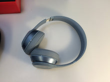 Load image into Gallery viewer, Beats by Dr. Dre Beats Solo 2 WIRED On-Ear Headphones Gray Amer
