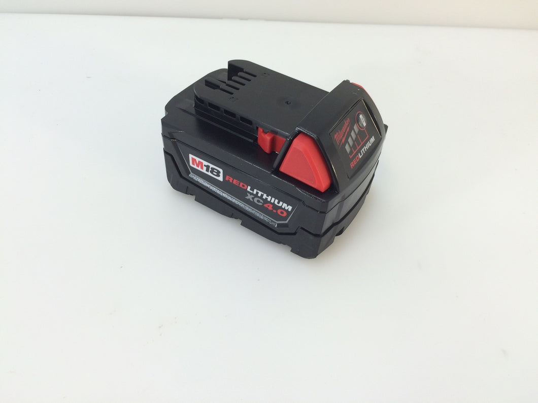 Milwaukee 48-11-1840 M18 18-Volt Lithium-Ion XC 4 Ah Extended Capacity Battery