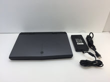 Load image into Gallery viewer, Laptop Dell Alienware 17R4 17.3&quot; Core i7-7700HQ 2.8GHz 16GB 1TB Win10 GTX 1070
