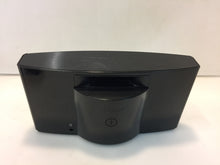 Load image into Gallery viewer, Bose SoundDock Portable 30-Pin System With OEM Remote for Ipod/itouch/iphone

