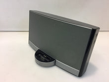 Load image into Gallery viewer, Bose SoundDock Portable 30-Pin System With OEM Remote for Ipod/itouch/iphone

