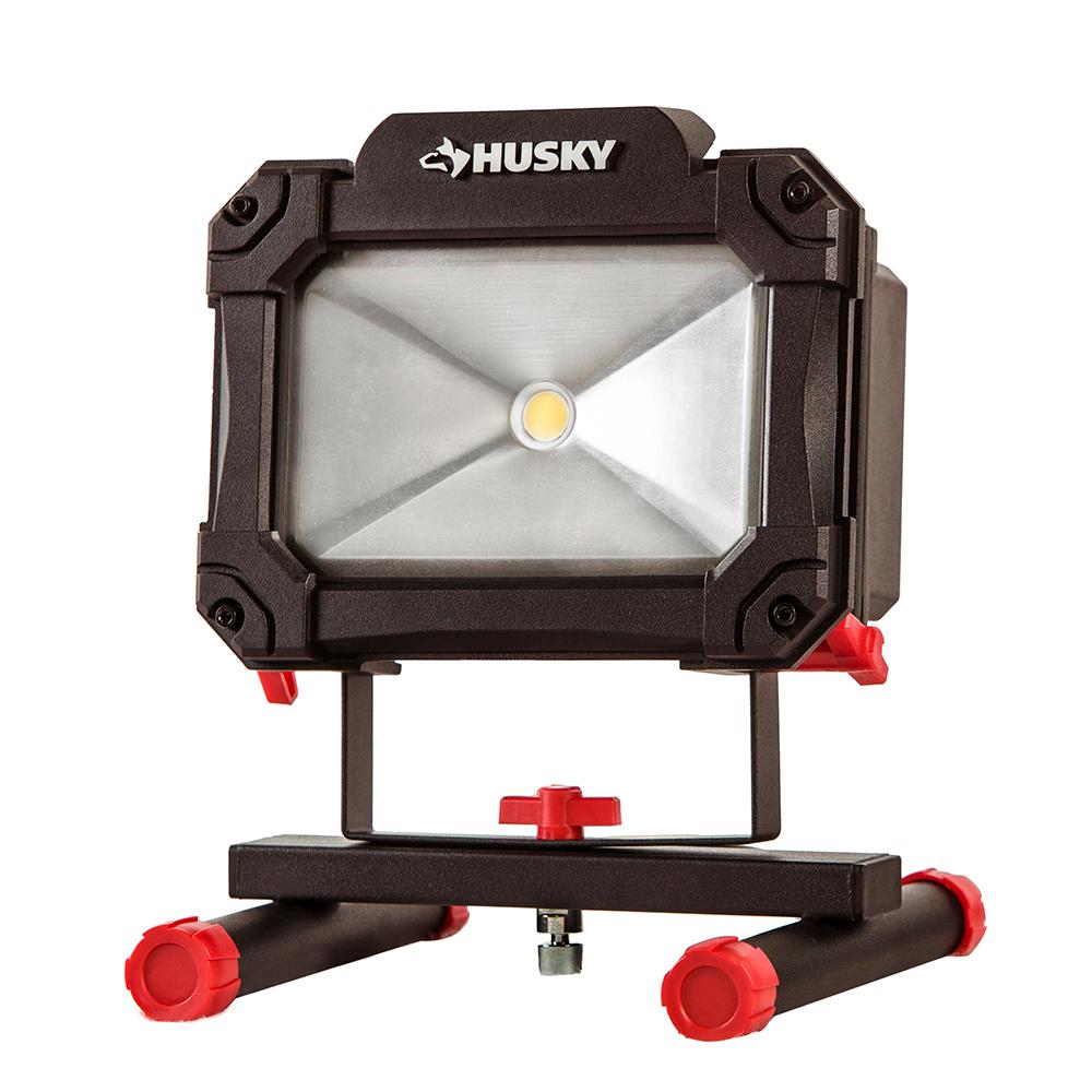 Husky K40067 1500-Lumen Rechargeable LED Work Light 1001863383