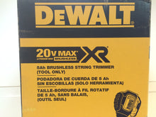 Load image into Gallery viewer, DEWALT DCST920B 13&quot; 20V Li-Ion Cordless Brushless Dual Line String Grass
