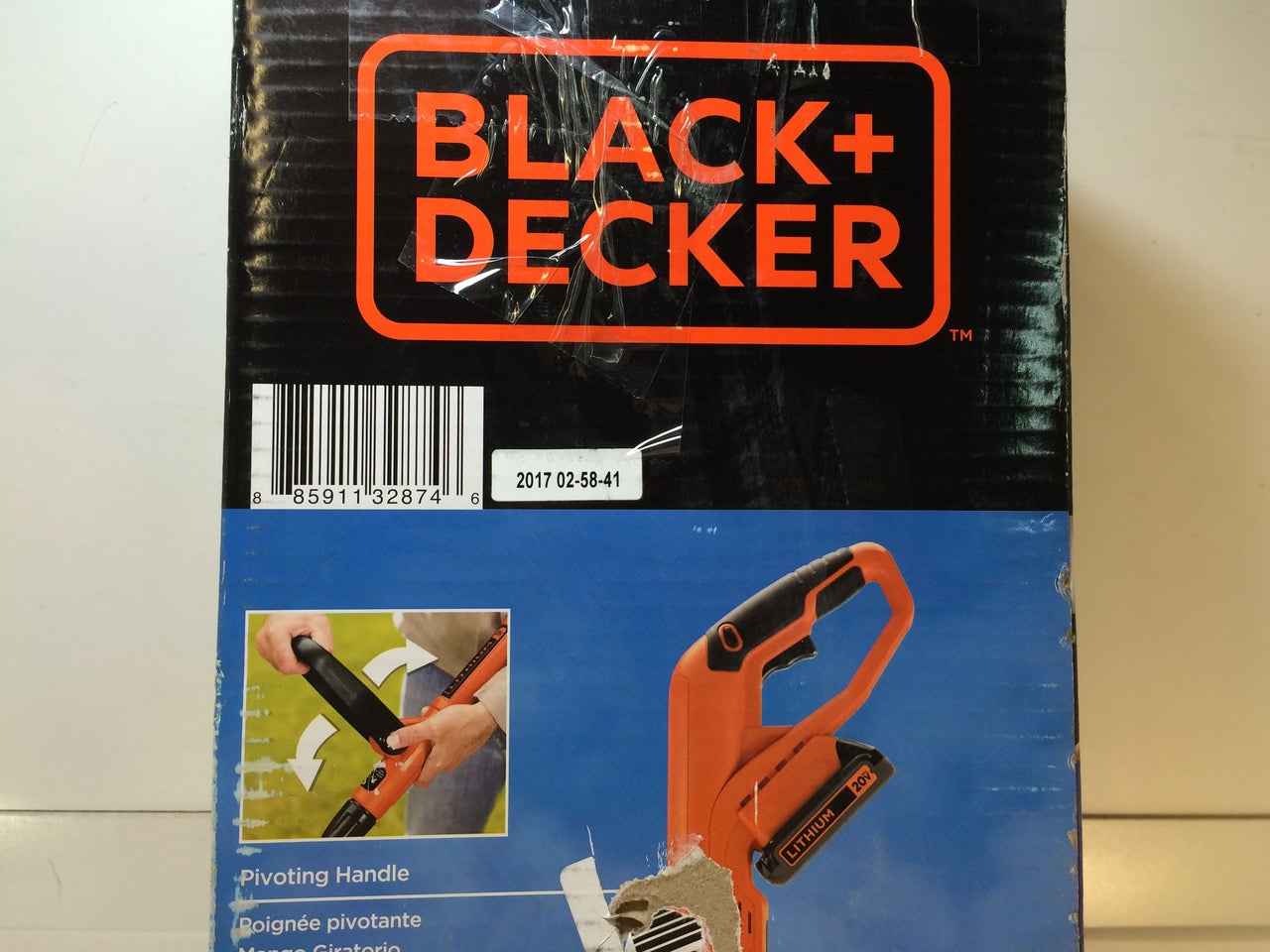 Black and Decker 20V MAX Lithium 12 in. Trimmer/Edger (LST300