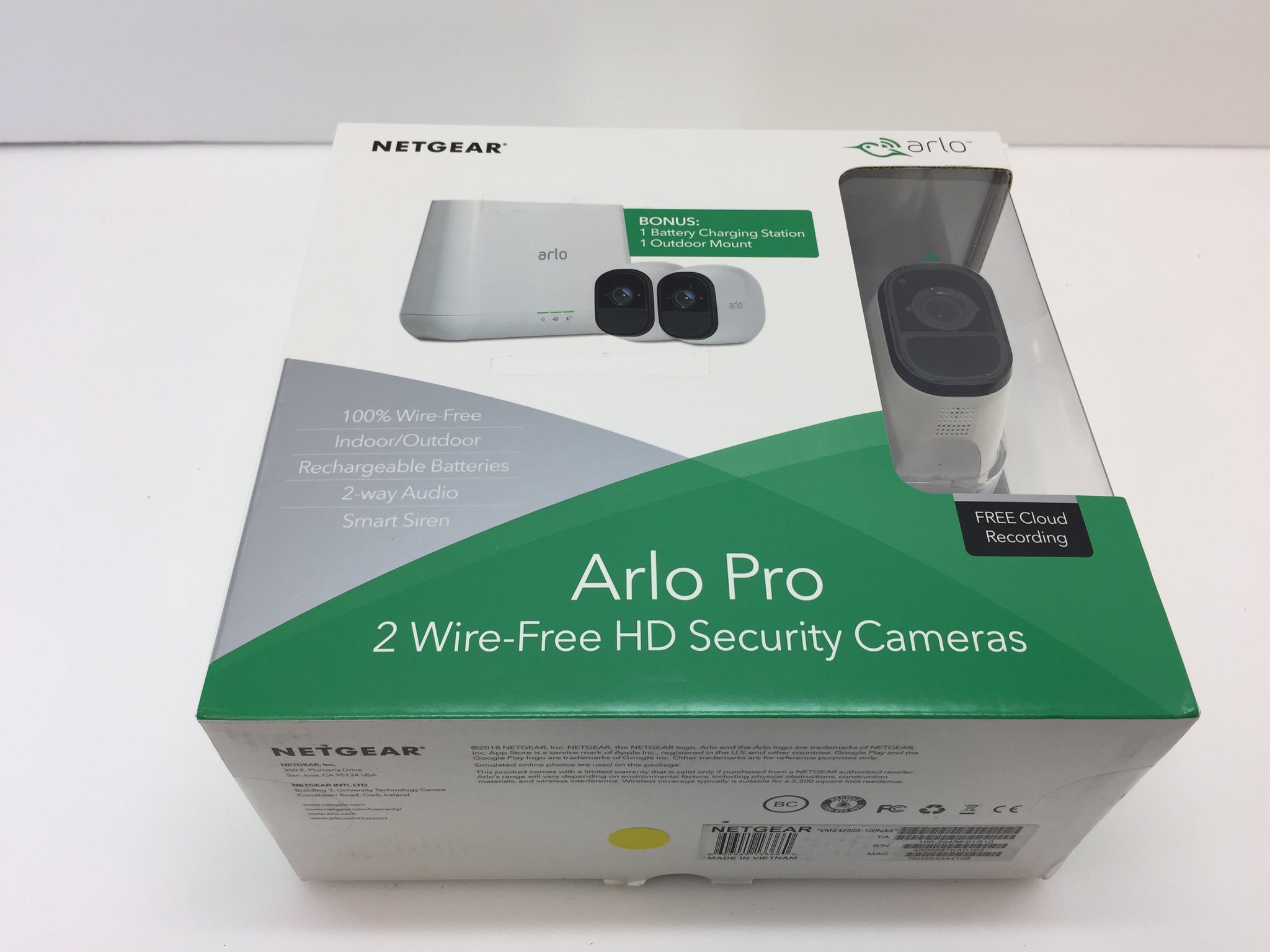 Netgear Arlo Arlo Pro Camera System Netgear Arlo VMS4230S Pro Wire