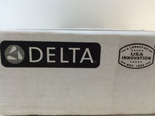 Load image into Gallery viewer, Delta 978-DST Leland Single-Handle Pull-Down Sprayer Kitchen Faucet, Chrome
