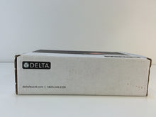 Load image into Gallery viewer, Delta BT2796 Windemere Deck-Mount Roman Tub Faucet Trim Kit Only, Chrome
