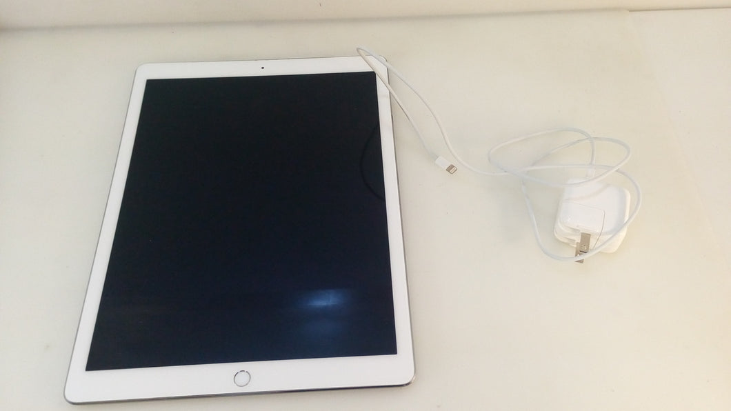 Apple iPad Pro 128GB, Wi-Fi + Cellular (Unlocked), 12.9in - Silver