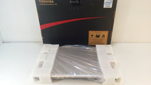 Load image into Gallery viewer, Laptop Toshiba Satellite L75 B7150 17.3&quot; Intel Core i3-4005U 6GB 500GB Win 8.1
