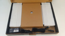Load image into Gallery viewer, Laptop Toshiba Satellite L55-B5237 15.6&quot; Intel i7-4510U 2.0Ghz  8GB 1TB Win10
