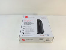 Load image into Gallery viewer, Motorola MG7550 16x4 Cable Modem AC1900 Dual Band Wi-Fi Gigabit Router
