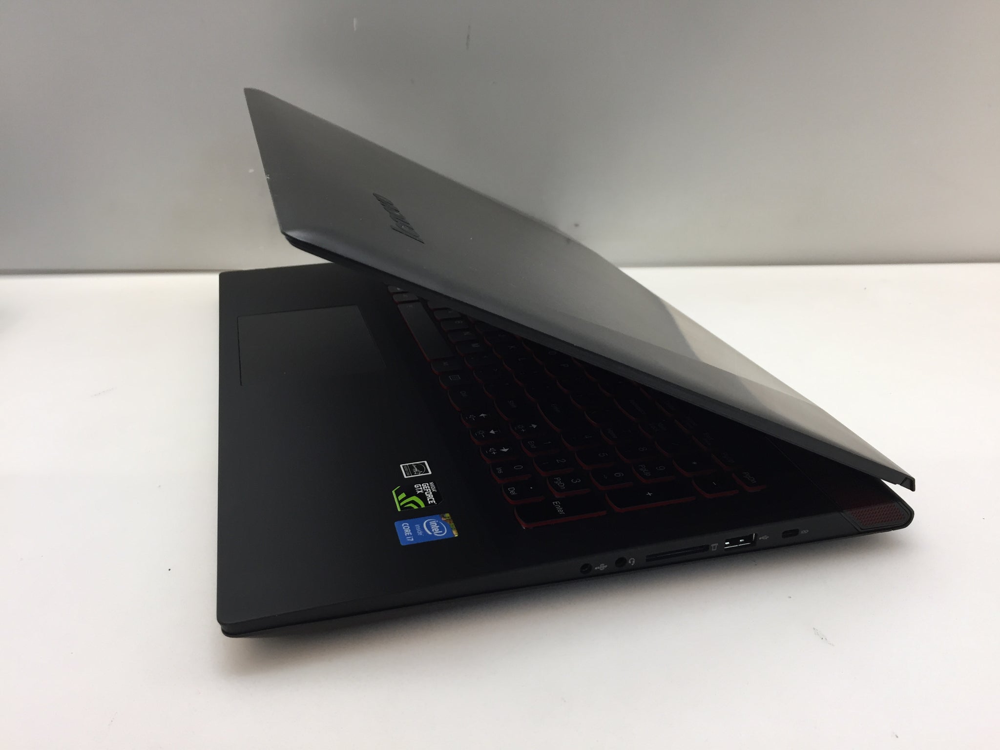 Lenovo i7 hotsell 4720hq gtx 960m