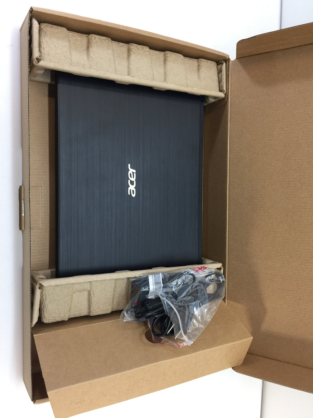 Laptop Acer Aspire 1 A114-32-P7E5 14