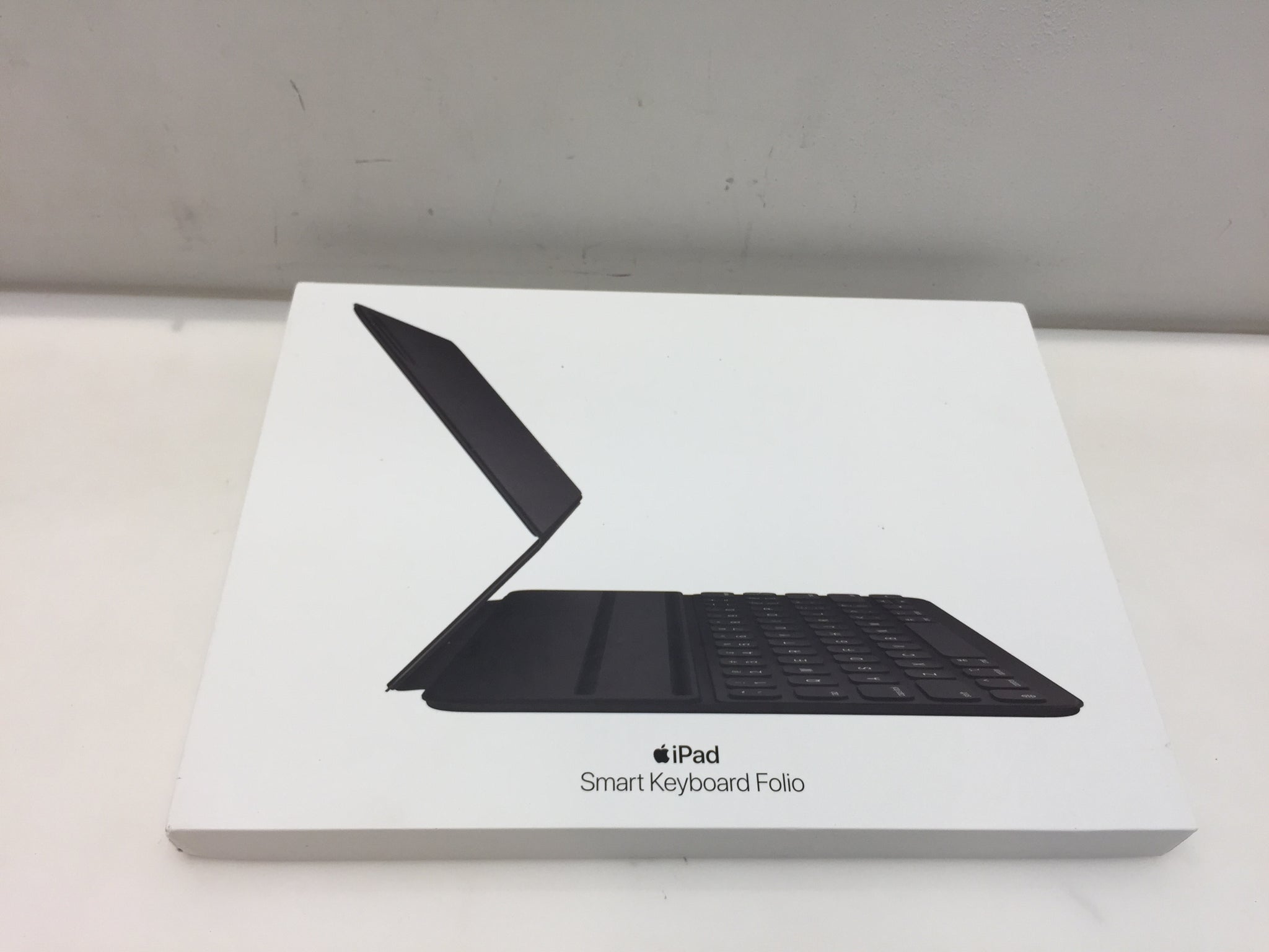 Apple Smart Keyboard Folio For iPad Pro 11